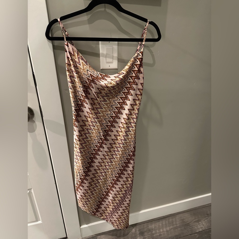 Silk Dress. USED — In excellent condition. No stains or flaws!